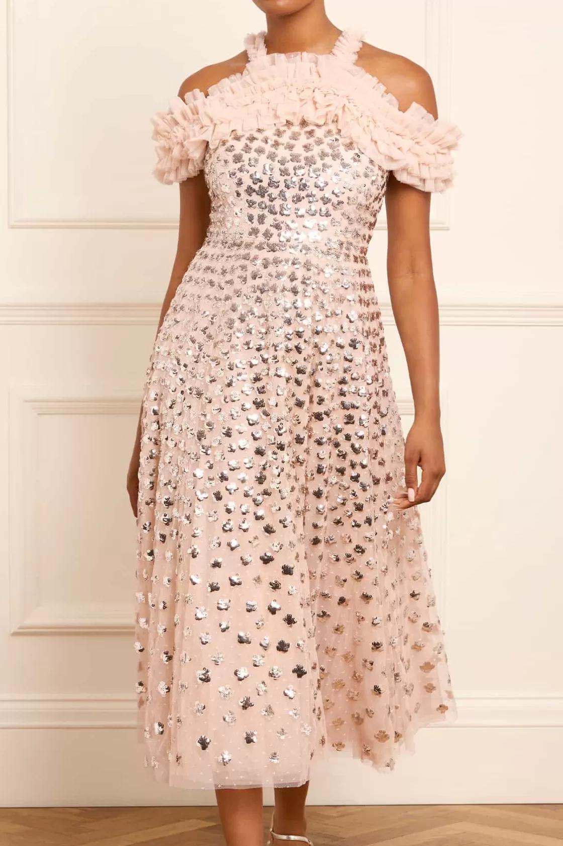 Needle & Thread Mamusia I Ja | Plus Size-Glisten Off-Shoulder Ballerina Dress Beige